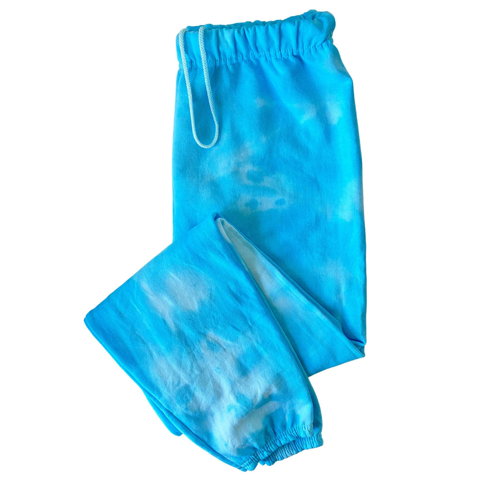 
                  
                    Cloud Tie Dye Set
                  
                