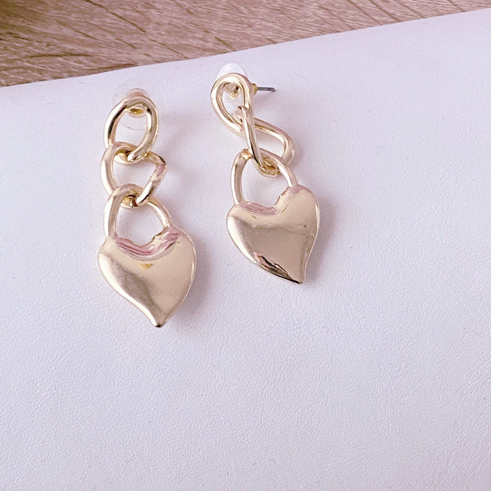 
                  
                    Heart Link Earrings
                  
                